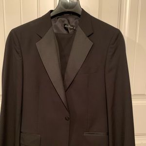 Allen Fluuser 3pc Tuxedo w/ Bow tie